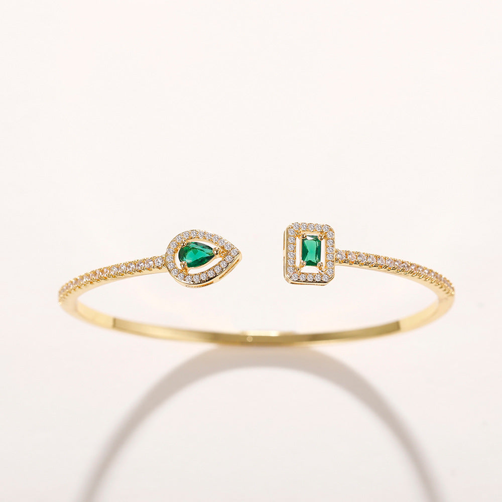 Varira Caruso Bracelet | Gold