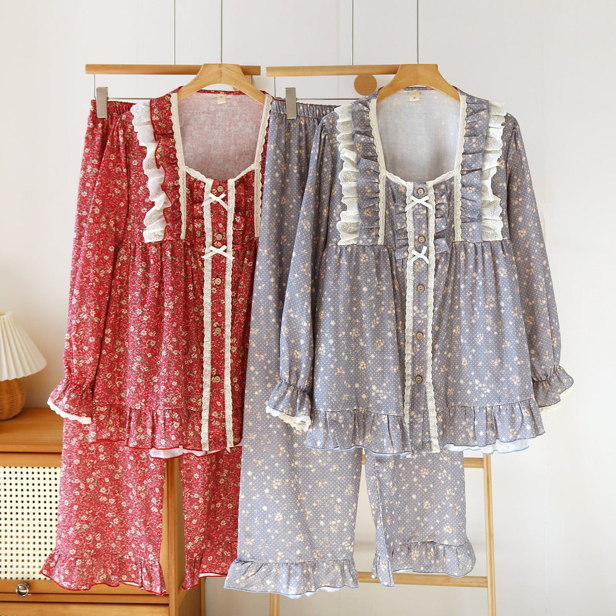 Vintage Floral Lace Trim Pajama Set