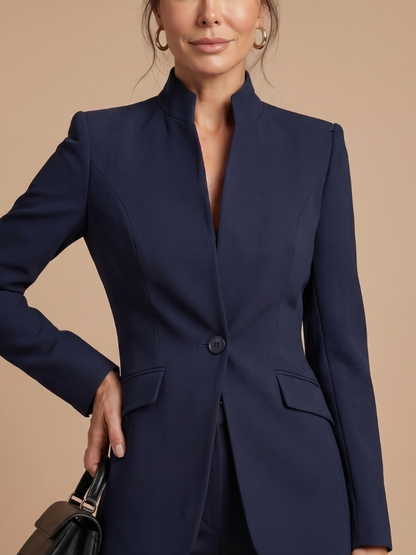 Delta | Structured Collar Suit