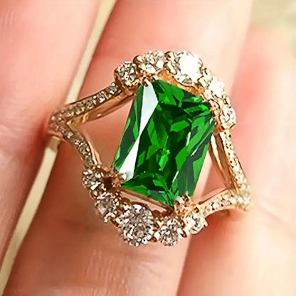 Alisova Grenthal Ring | Gold