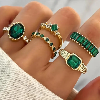 Zinia Exquisite Emerald Ring Set | Gold