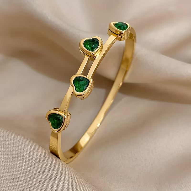 Ver Hearts Bracelet | Gold