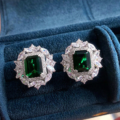 Vivea Elvryn Earrings | White Gold