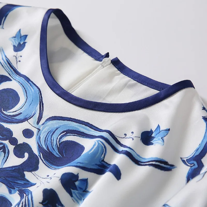 Elegant porcelain maxi Dress