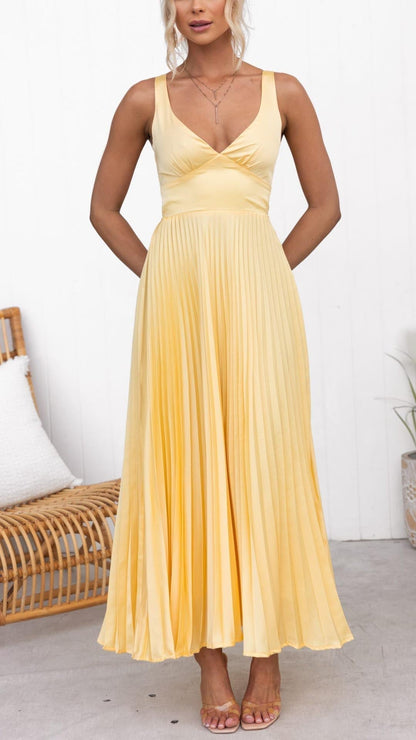 Malka | V-Neck Maxi Pleated Dress