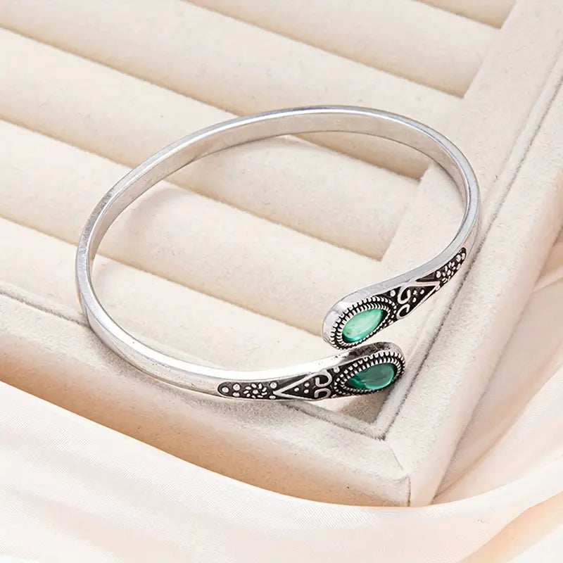 Esmera Devereux Bracelet | White Gold