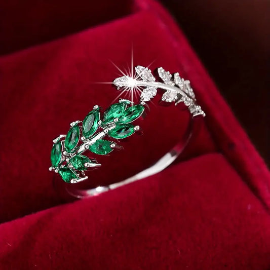 Vivora Lyselle Ring | White Gold