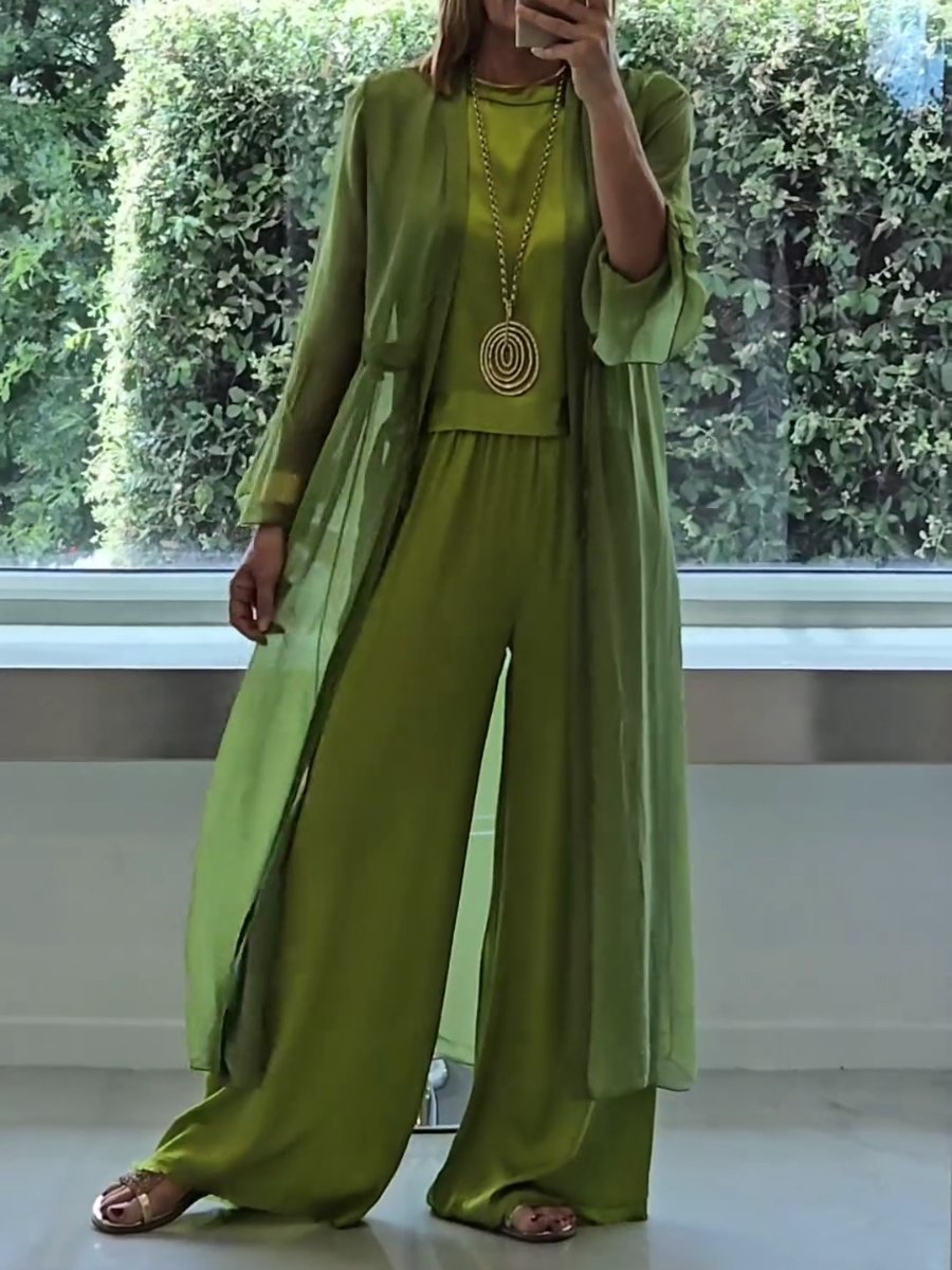 Lindsy | and Cozy Ensemble