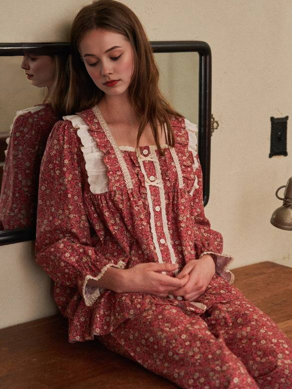 Vintage Floral Lace Trim Pajama Set