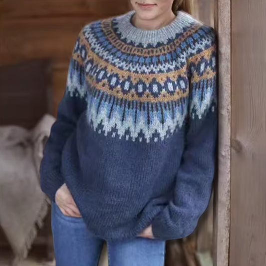 Freya – Nordic-Inspired Winter Sweater with Unique Shoulder Design